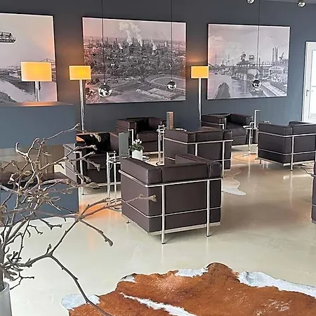 Conti - Partner Of Sorat Hotel