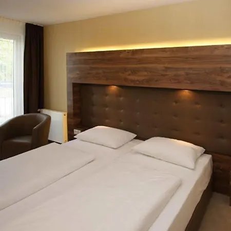 Conti - Partner Of Sorat Hotel